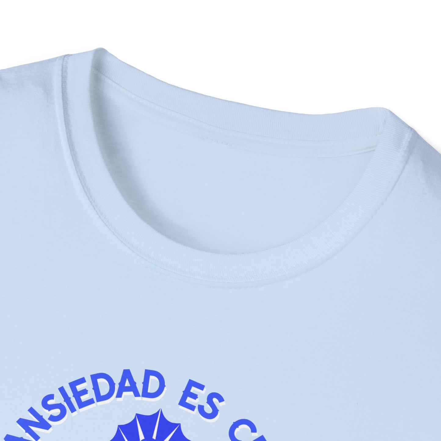 Latina humor Crónica Ansiedad, Icónica Confianza Unisex Statement Tee