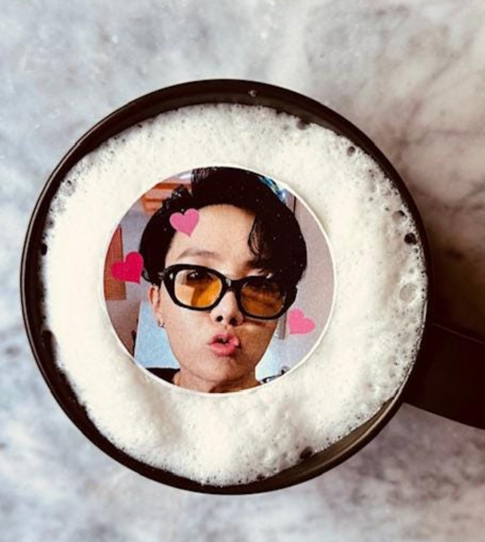 BTS Valentines Kiss Edible Drink/Dessert Topper Icing sheet Wafer paper
