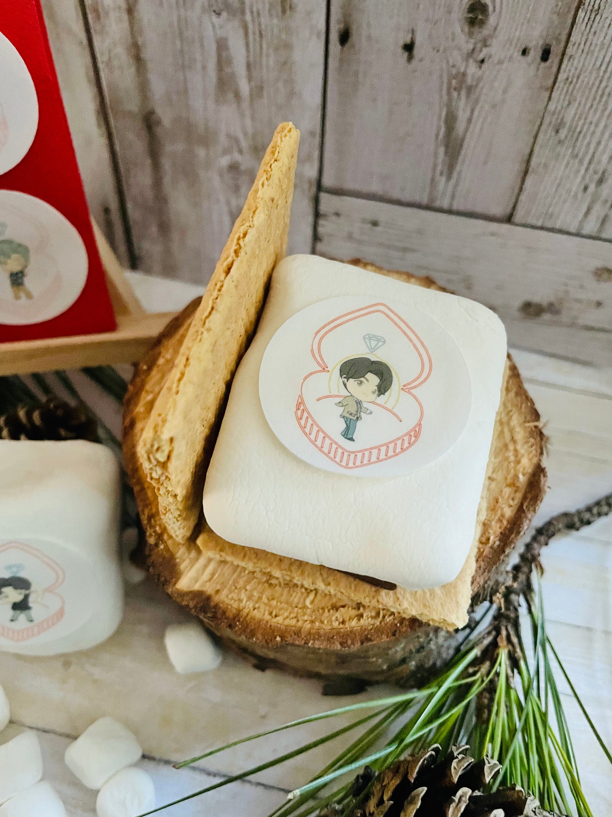 BTS Tiny Tan Ringbox - Custom Edible Drink Toppers Confetti for drinks/bakedgoods/marshmallows