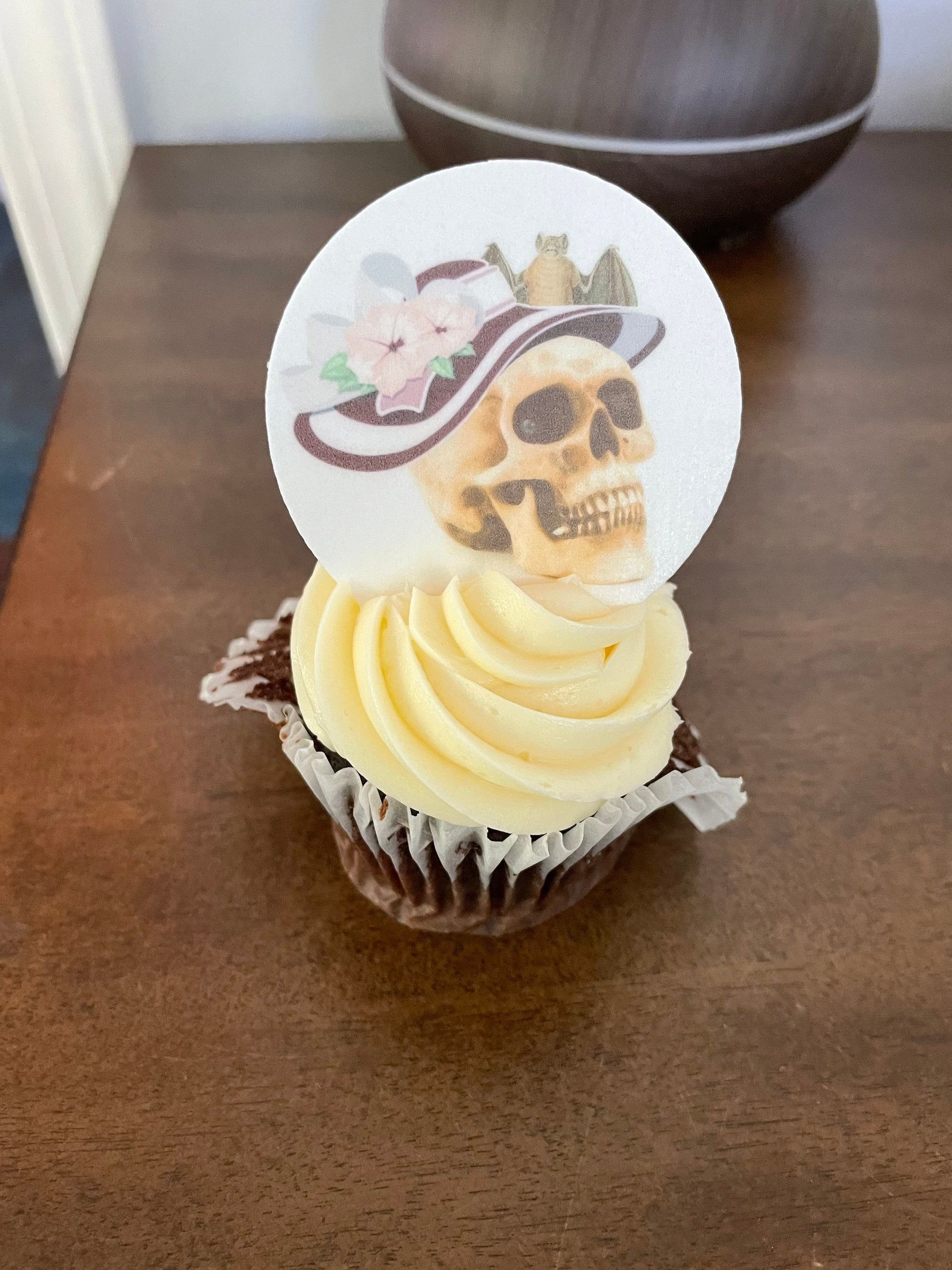 Custom Edible Decorations with Your Design - Icing Sheet or Wafer Paper for Cakes, Cookies, Drinks ~ Graduation-Birthday-Anniversary-Showers